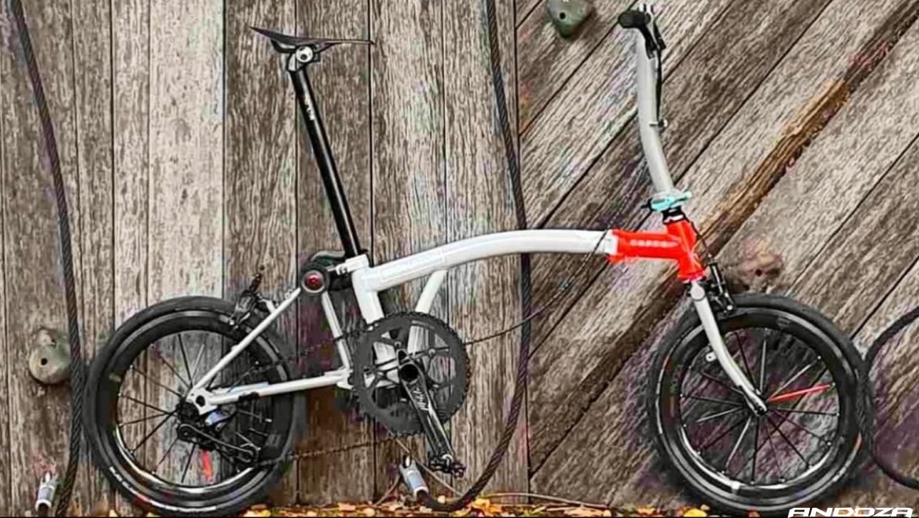 Carbonized Black Grey Red Edition